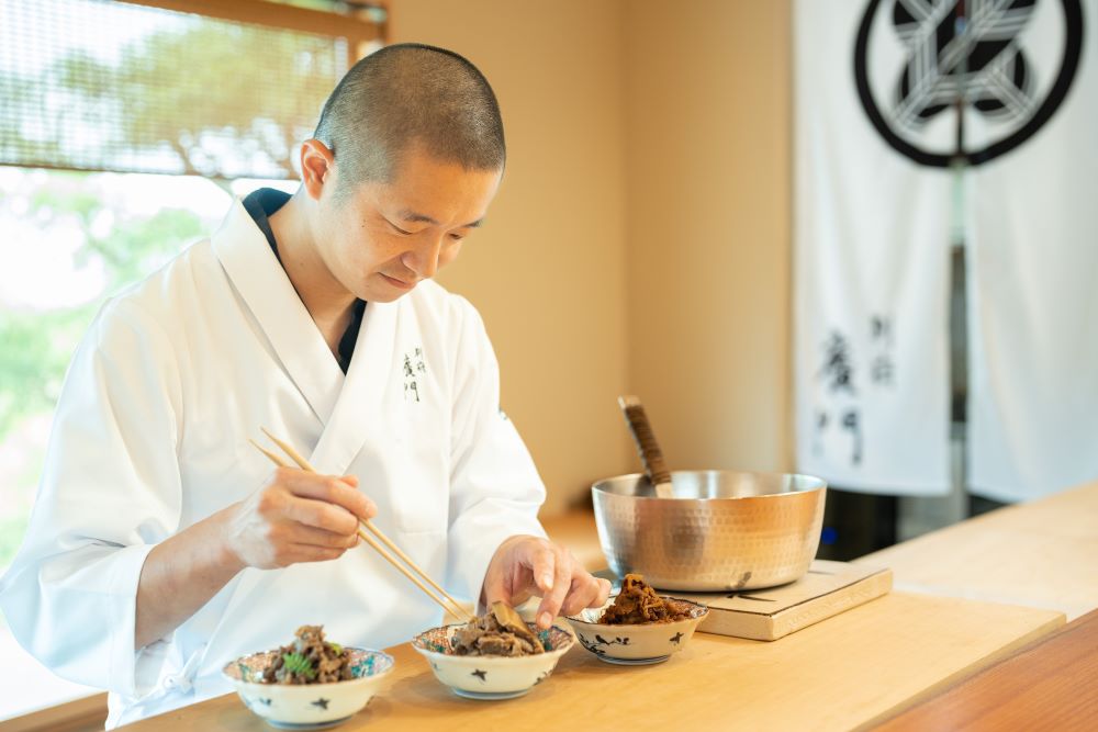 【2人前/3個セット】おおいた和牛贅沢煮込み -椎茸- 木箱なし