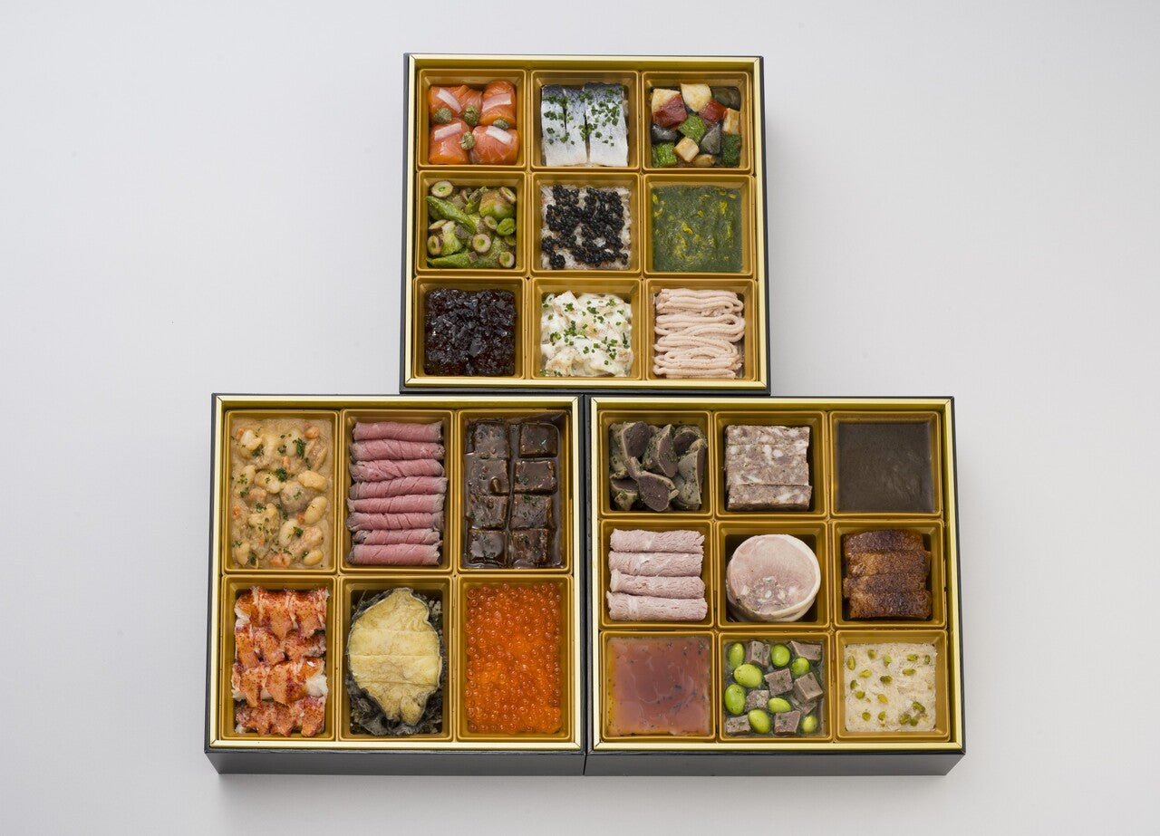 【12/31着日限定】2026年 おせち料理三段重 3~4人前(送料込)