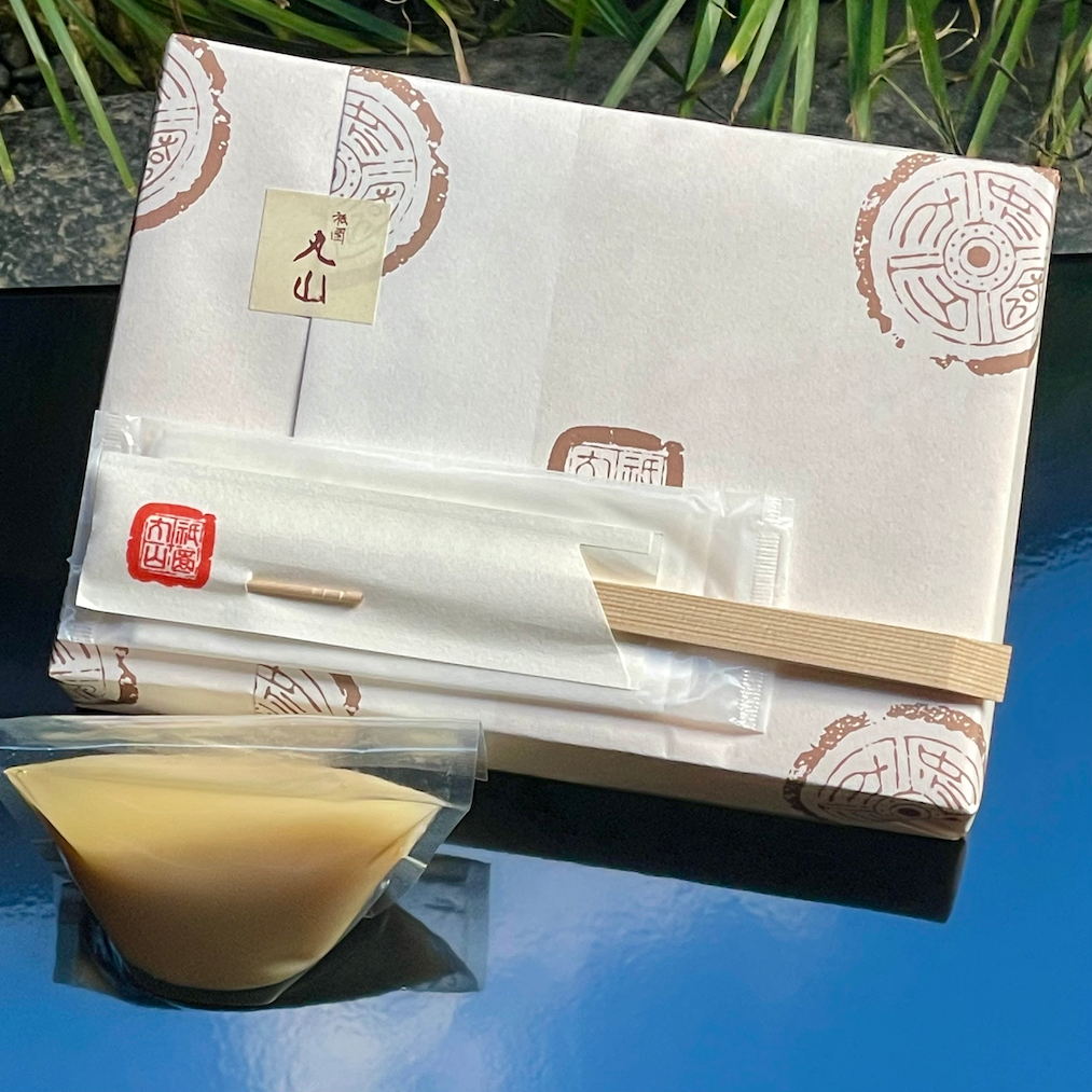 冬の特製弁当(松葉蟹ご飯入)-建仁寺-