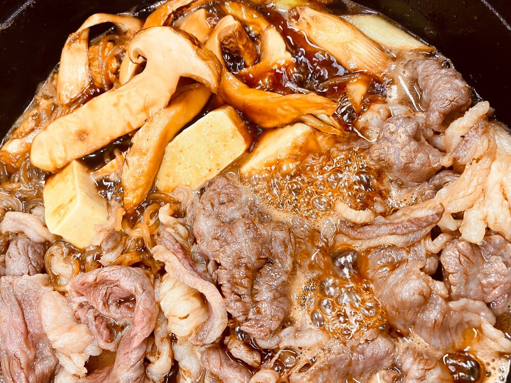 信州産松茸と信州プレミアム牛肉の極上すき焼き 2~3人前(冷蔵)