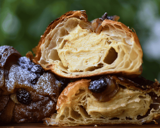 【店頭受取限定】アップルポテト クロワッサンサンド | Boulangerie et Cafe MainMano（ブーランジェリー&カフェ マンマーノ）