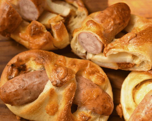 【店頭受取限定】バジルフランク | Boulangerie et Cafe MainMano（ブーランジェリー&カフェ マンマーノ）