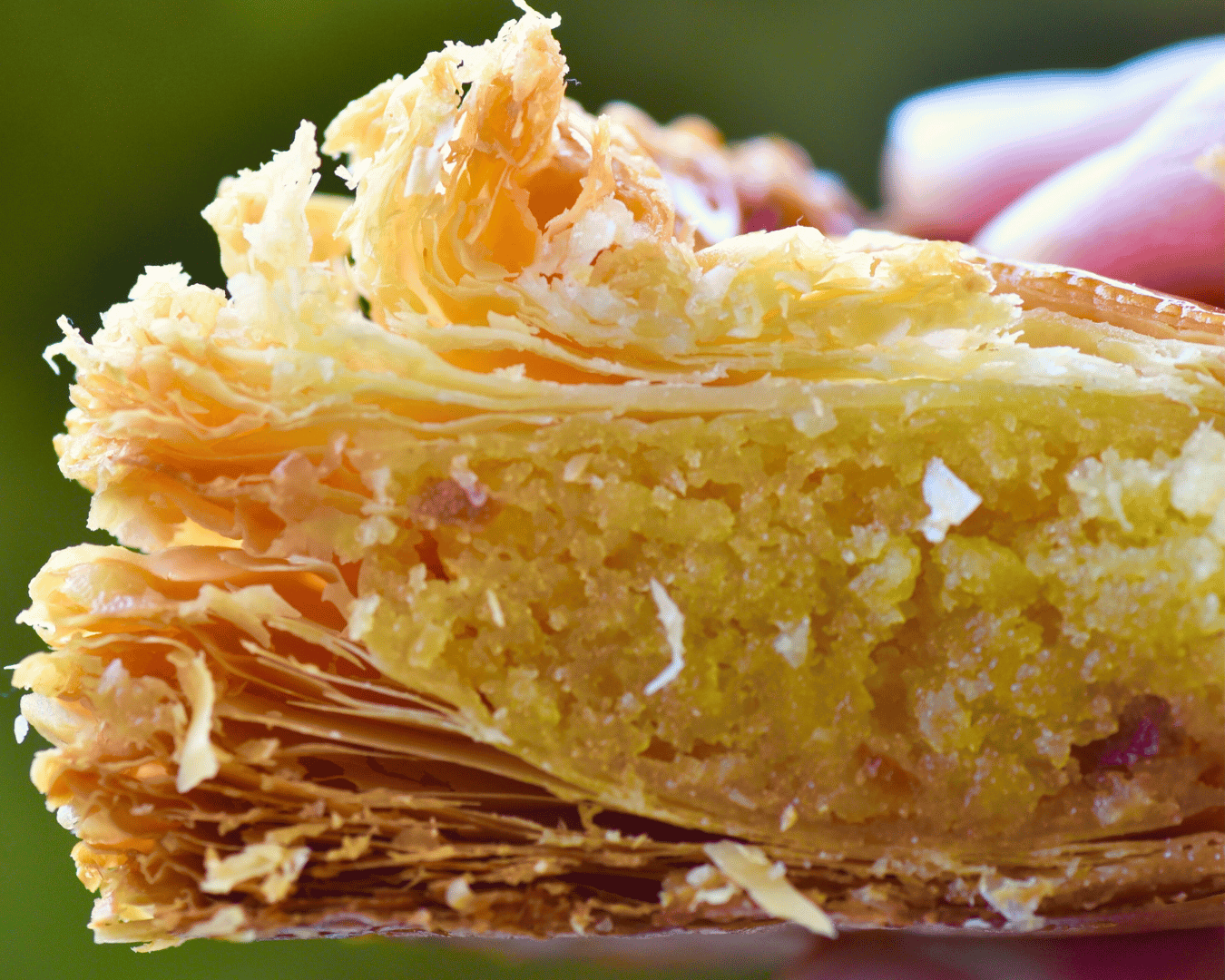 【店頭受取限定】ガレット・デ・ロワ (ホール)　※1/19迄 | Boulangerie et Cafe MainMano（ブーランジェリー&カフェ マンマーノ）