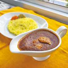 冷凍チキンカレー　１パック200g | ヒナタ屋