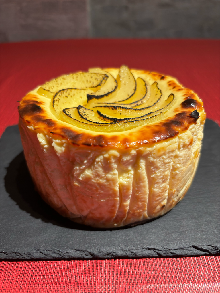 夏限定 桃バスクチーズケーキ ～白桃コンポート仕立て～ | Trattoria RONDONE