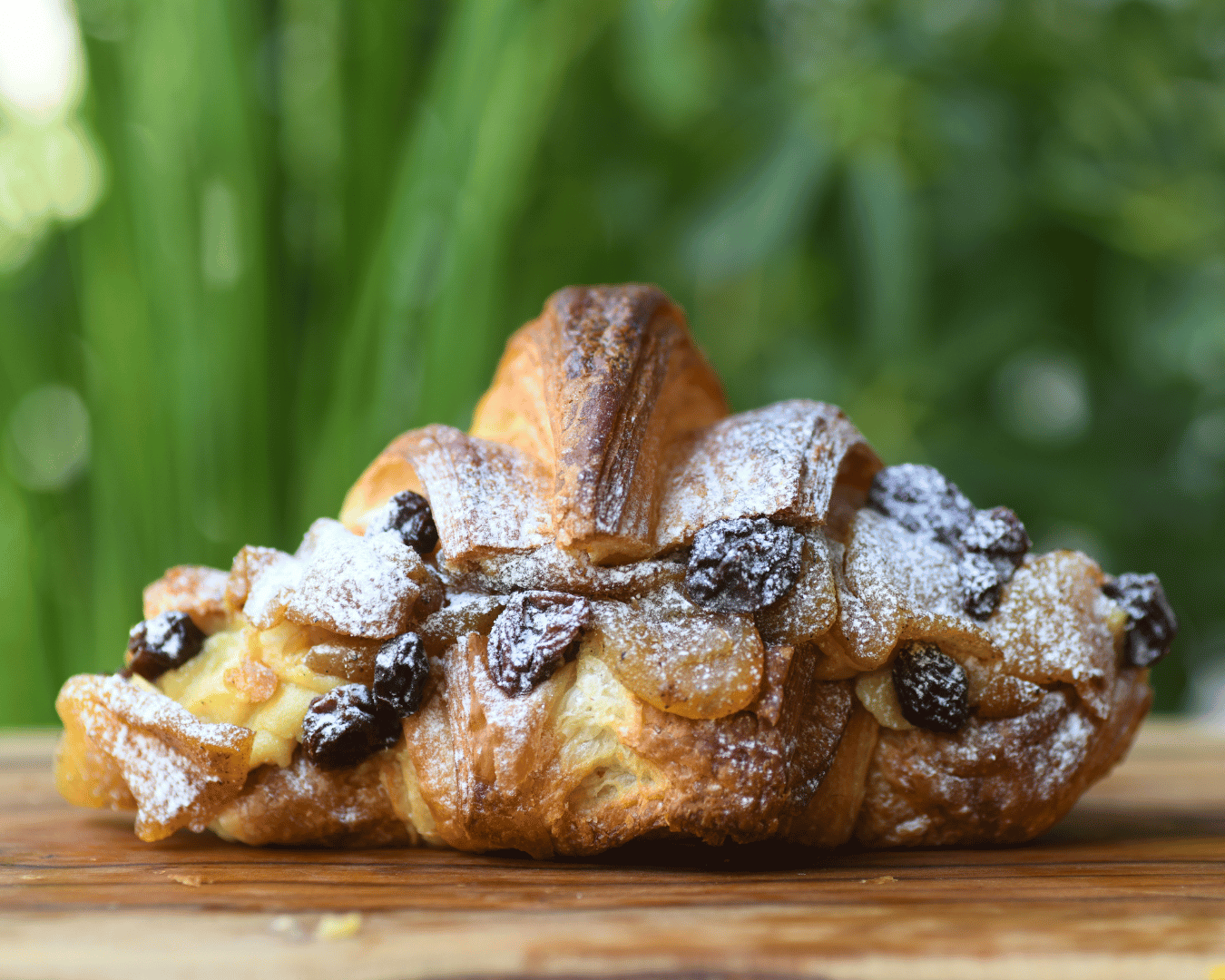 【店頭受取限定】アップルポテト クロワッサンサンド | Boulangerie et Cafe MainMano（ブーランジェリー&カフェ マンマーノ）