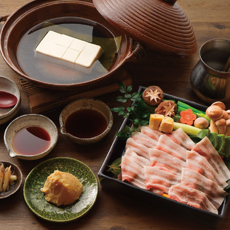 【5月ご到着分】うおまん名物 美人豆富と日吉豚の豆乳鍋～4人前～ | 和食 うおまん