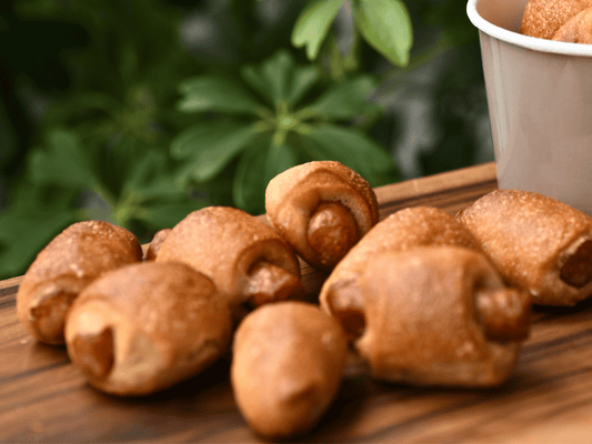 【店頭受取限定】6月新作｜ハード系パン｜小さなソーセージパン | Boulangerie et Cafe MainMano（ブーランジェリー&カフェ マンマーノ）