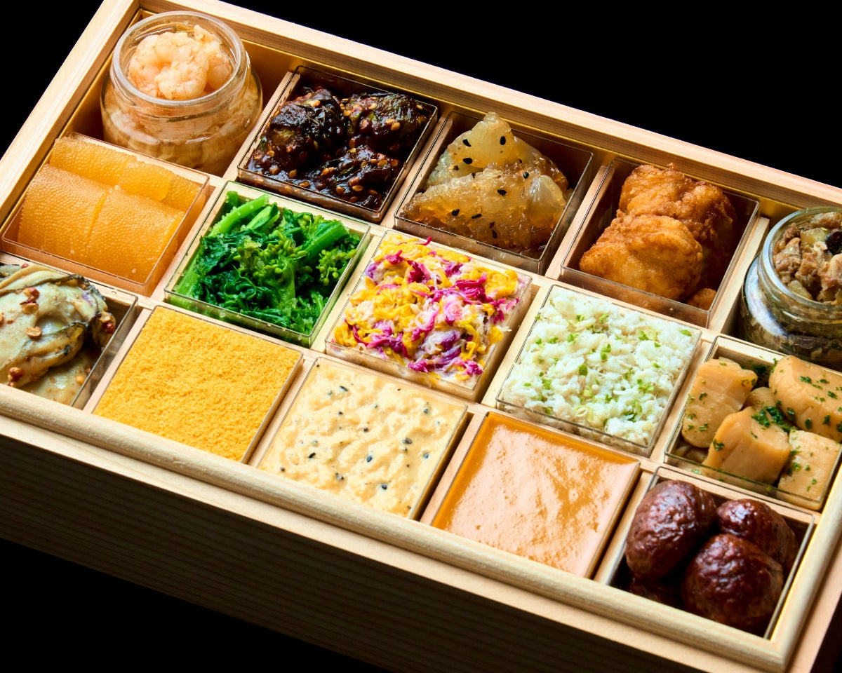 【虎白】新春おせち二段重(2人前) | いったつみとらどう