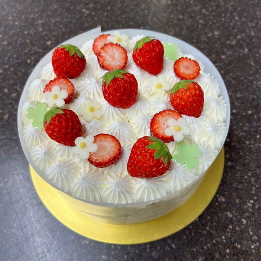 【定休日専用/店頭受取限定】いちごのショートケーキ5号 | Shinfula（シンフラ）
