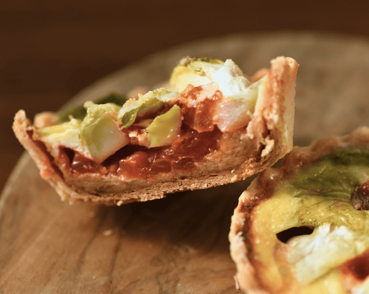 【店頭受取限定】蕾菜のキッシュ | Boulangerie et Cafe MainMano（ブーランジェリー&カフェ マンマーノ）