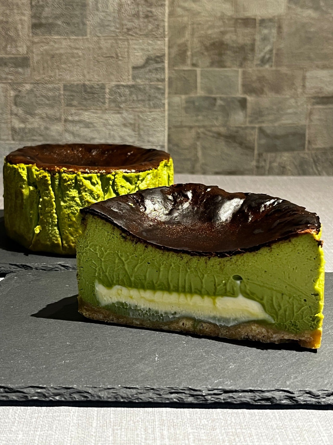 【送料込み※一部地域を除く】濃厚×ほろ苦「宇治抹茶」バスクチーズケーキ12㎝ | Trattoria RONDONE