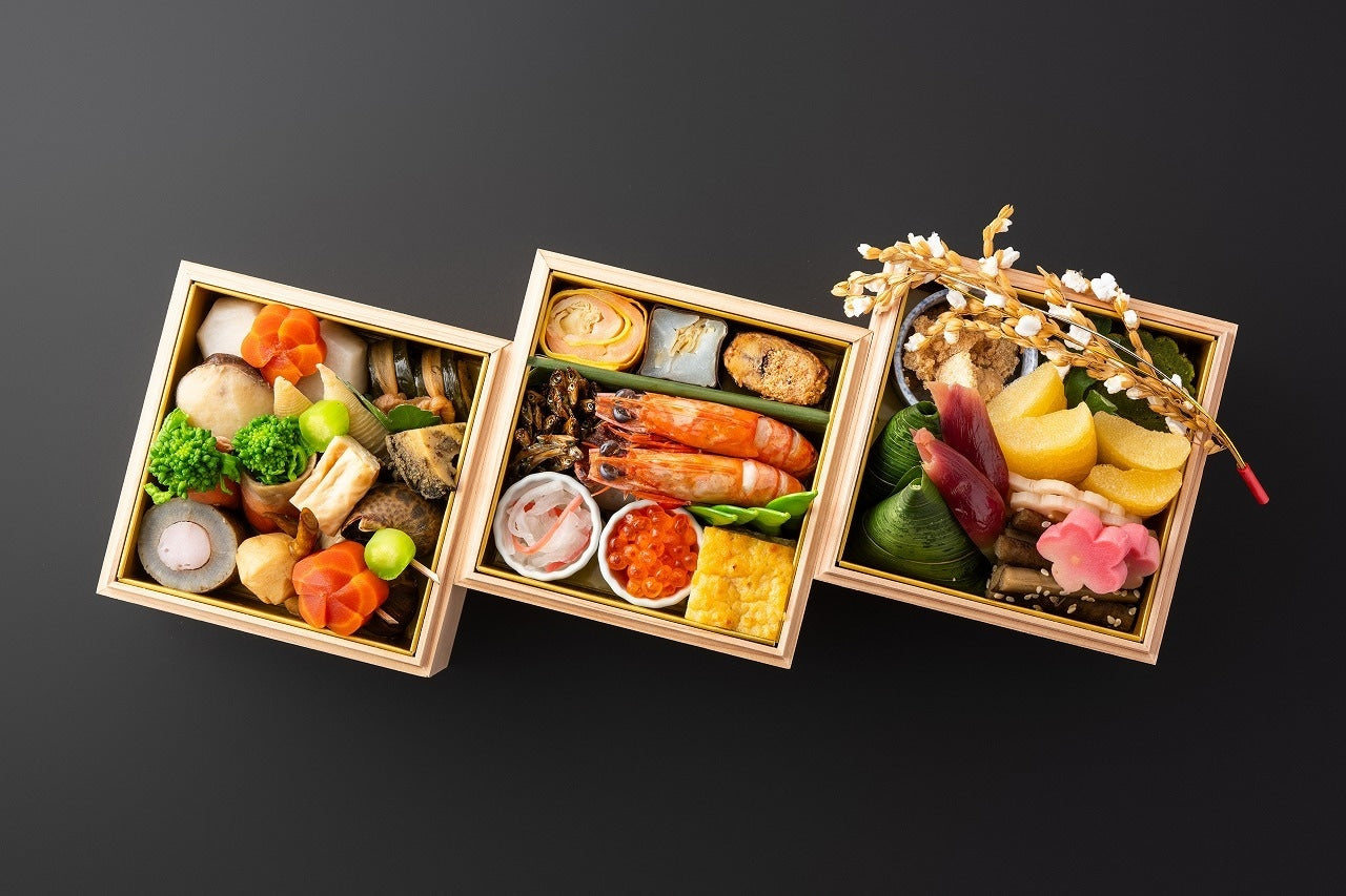 【12/31着日限定】2026年度　新春おせち料理　2人前ミニ　三段重※送料無料 | 京料理　辰巳屋