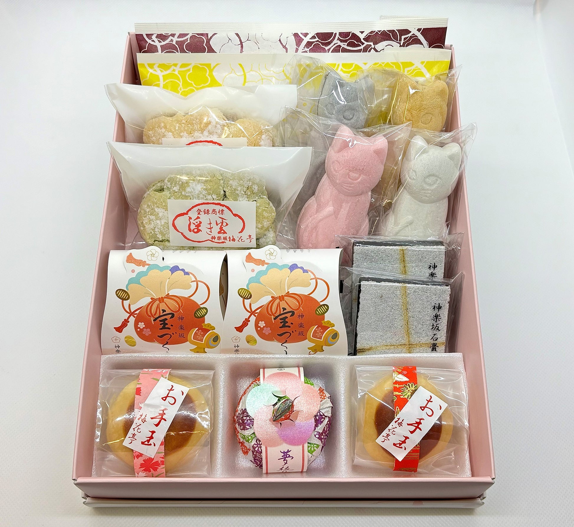 銘菓セット（中） | 神楽坂 梅花亭