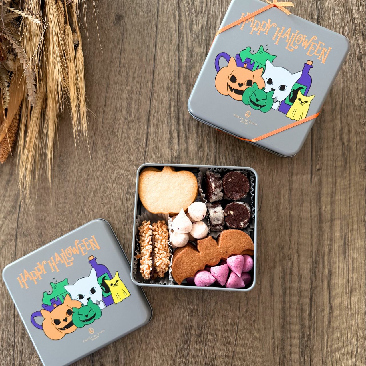 ハロウィン限定 新デザイン ハロウィンモチーフのクッキー缶 6種焼き菓子セット【アディクト オ シュクル】 | Addict au Sucre（アディクト オ シュクル）