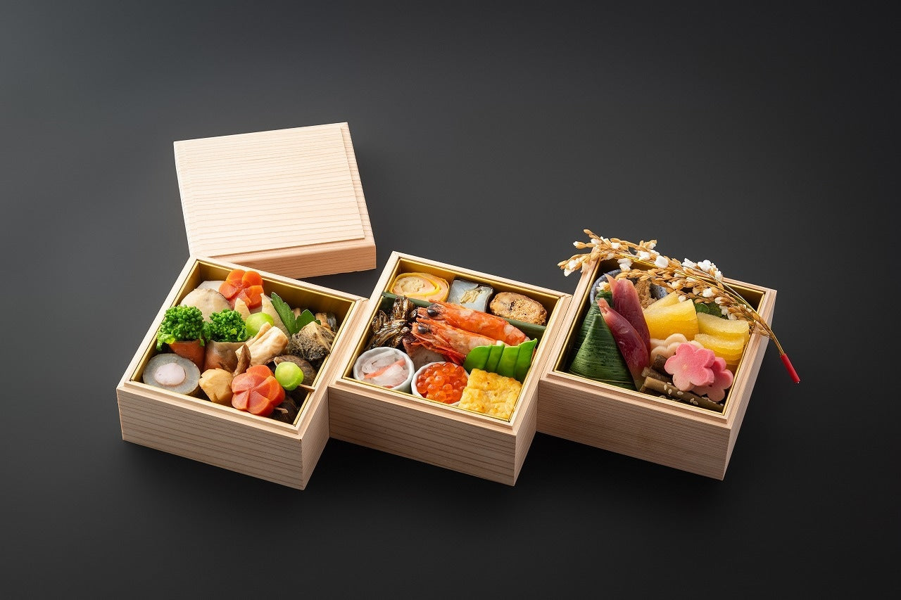 【12/31着日限定】2026年度　新春おせち料理　2人前ミニ　三段重※送料無料 | 京料理　辰巳屋