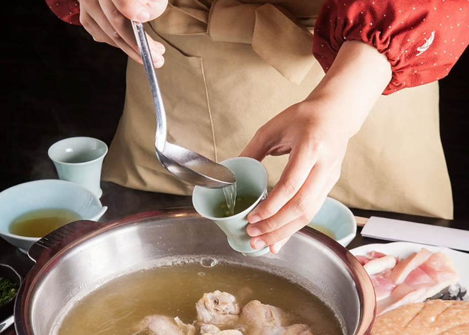 【送料無料】ご自宅向け包装 水炊きセット4～6人前 | 博多水たき濵田屋