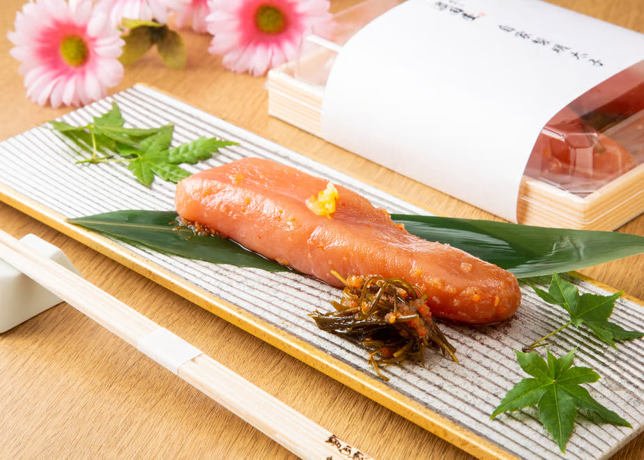 【送料無料】ギフト向け包装 水炊きセット2～3人前 自家製明太子付き | 博多水たき濵田屋