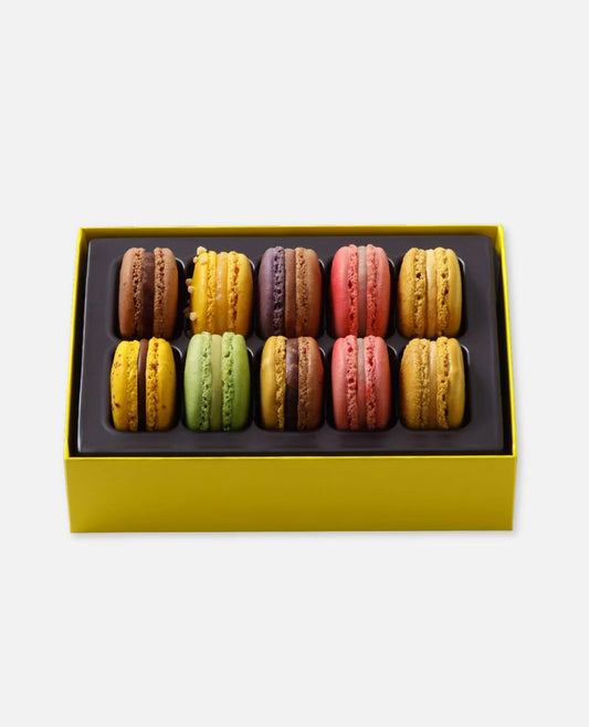 【配送指定日不可】～ご注文から14日以内に発送～マカロン 10個詰合わせ | ピエール・エルメ・パリ（PIERRE HERMÉ PARIS）